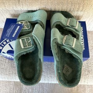 Arizona Shearling Birkenstocks Size 39